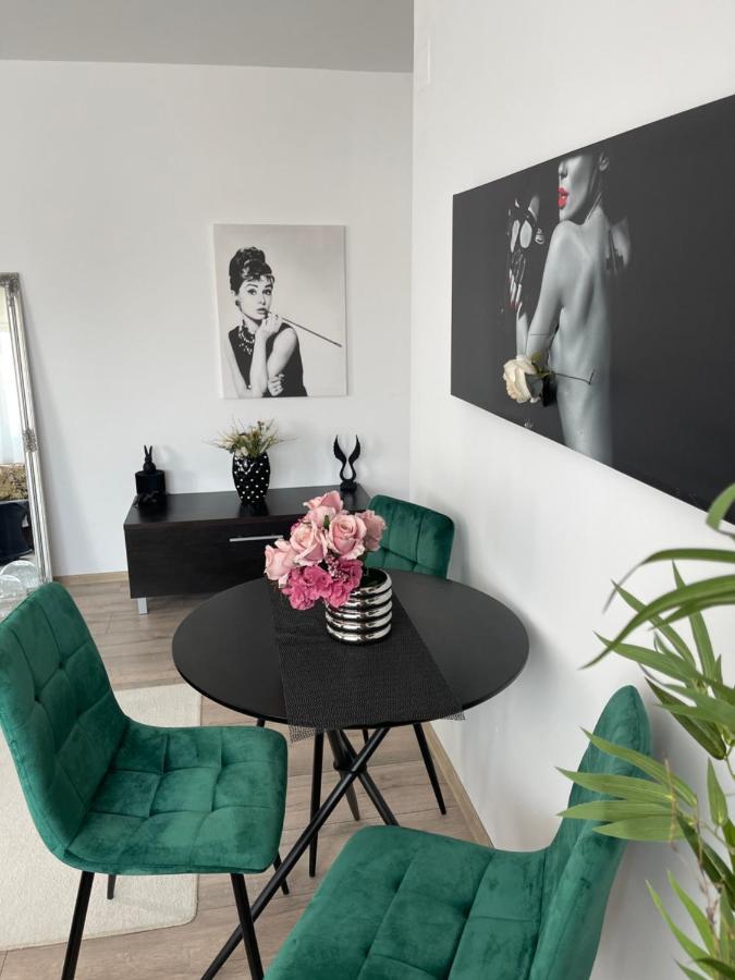 Adriana Home توردا المظهر الخارجي الصورة
